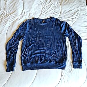 Long sleeve Icebreaker shirt